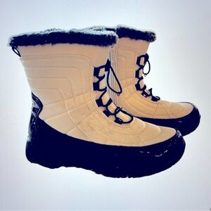 Tote’s Ella White winter snow rain boots